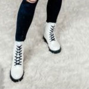 Doc Martins (White) size 8 Brand new!